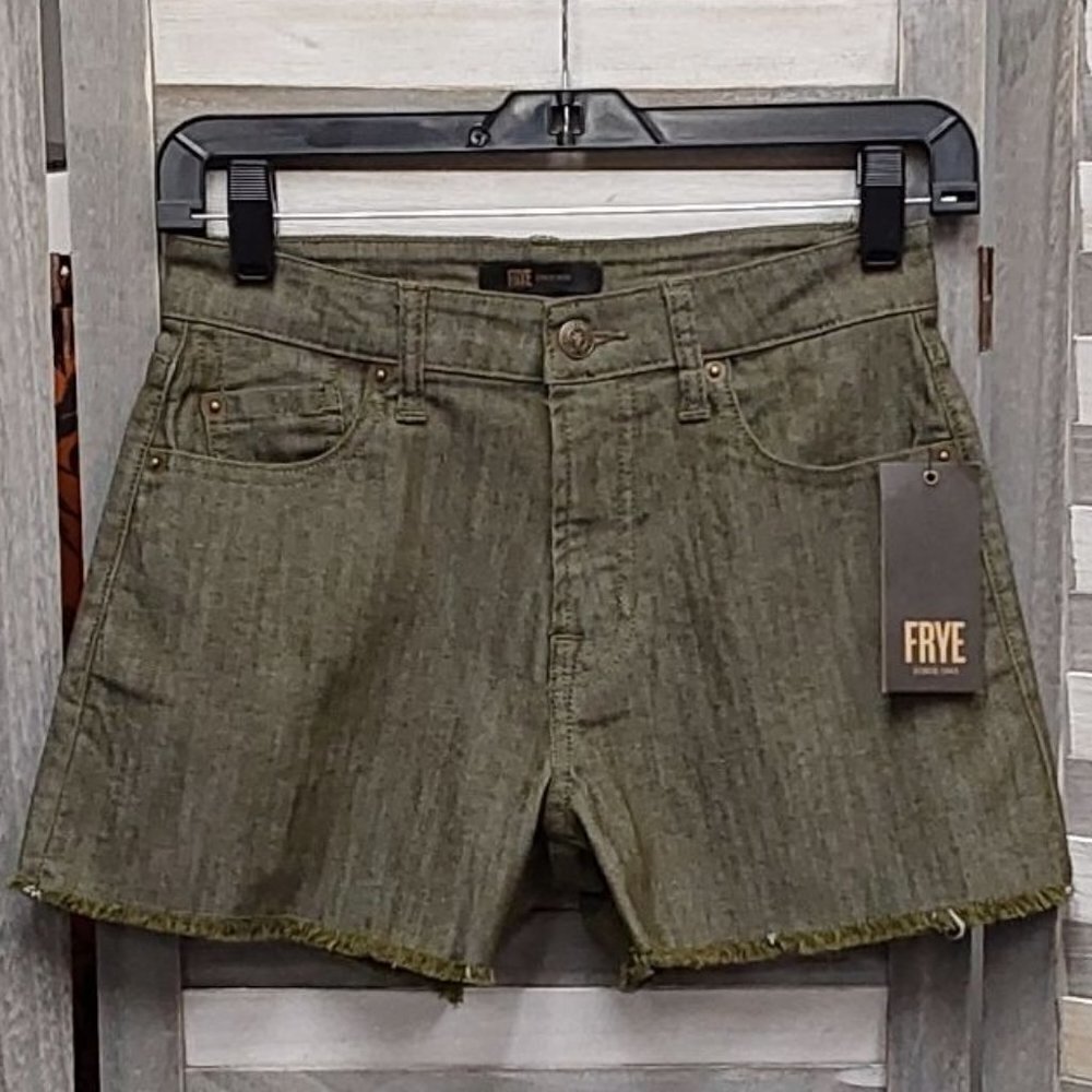 Mid-rise Relaxed Short | Frye | 16